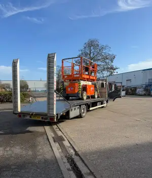 Package Deal&excl;-2017 Isuzu Urban & 2022 Snorkel 2755RT Scissor Lift