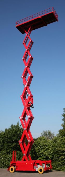 Click Here To Enlarge This Photo Of PB Diesel Scissor - S270-24D