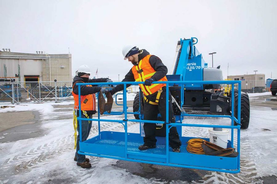 Click Here To Enlarge This Photo Of Genie Diesel Boom - ZX135/70